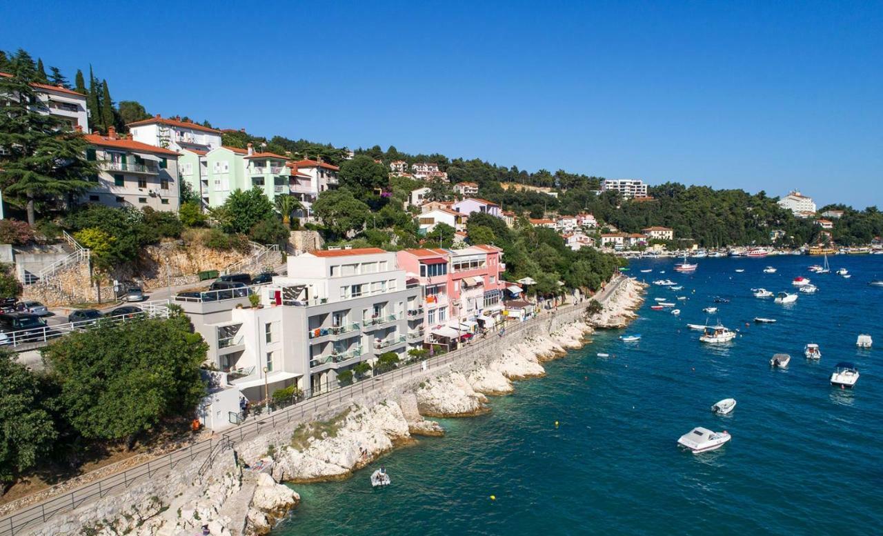 Irene Apartment By The Sea - Privat Parking Rabac Extérieur photo